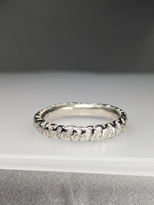 Signature Band Ring